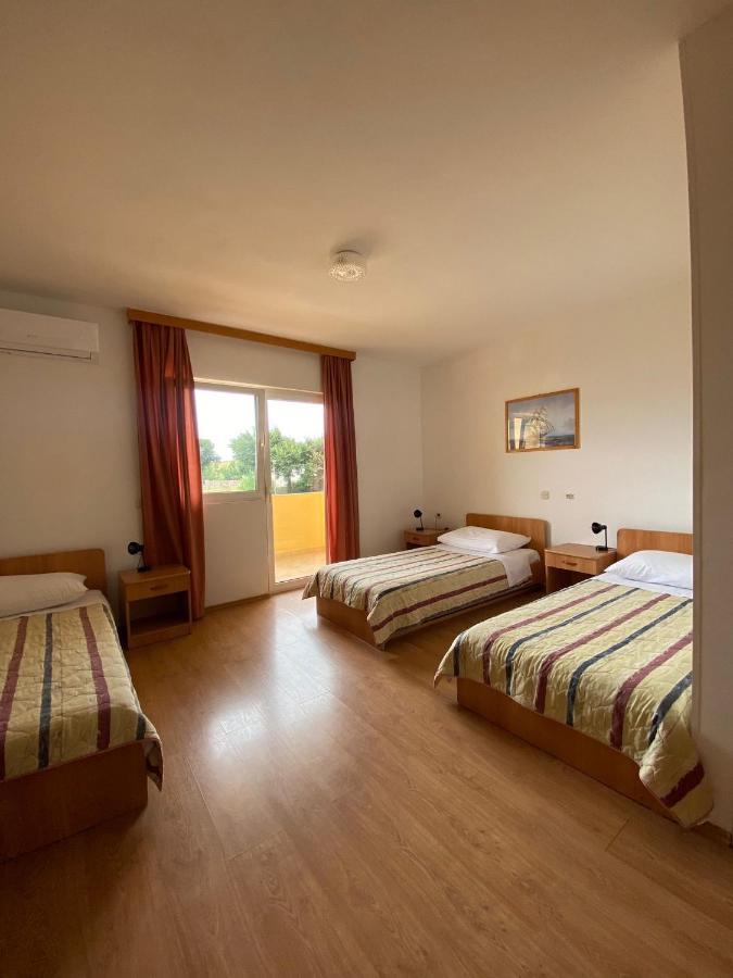 Hotel Pansion Tony Pag Pag Town Exteriér fotografie